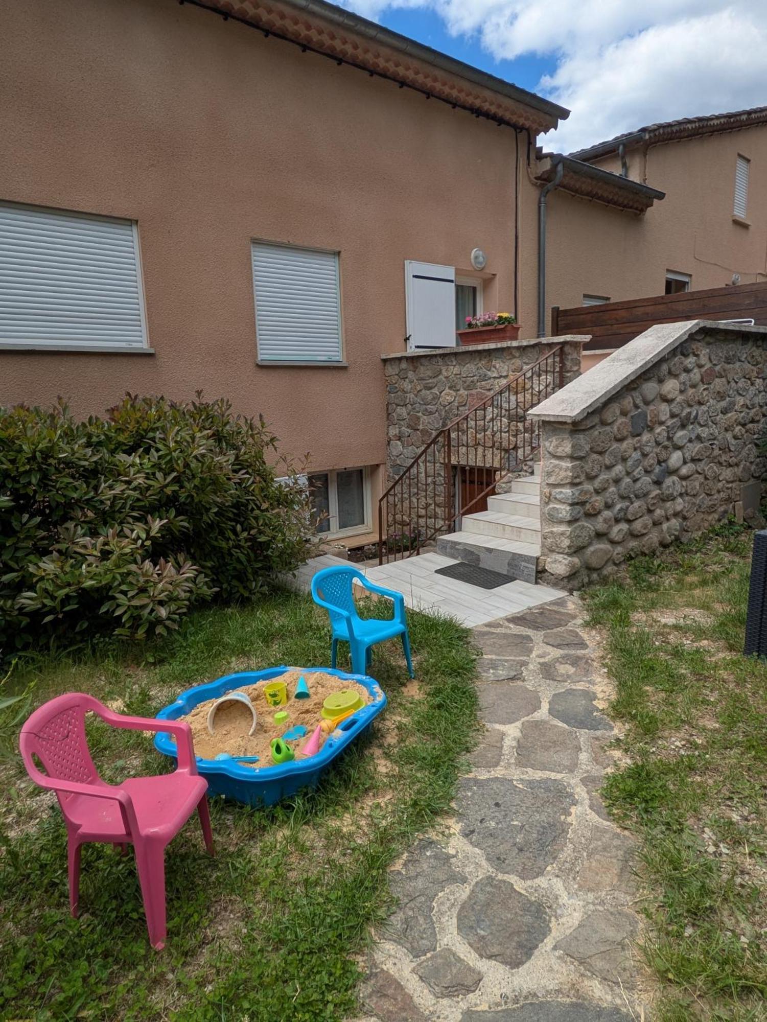 Appartement Neuf Tout Confort 欧布纳 外观 照片